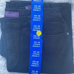 NEW- Gloria Vanderbilt Amanda Black Jeans size 10